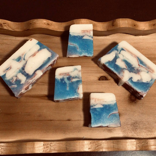 handmade organic glycerin bars of pure ingredients to soften skin and infuse soothing aromas into each self care session